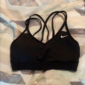 Nike Indy cross back sports bra